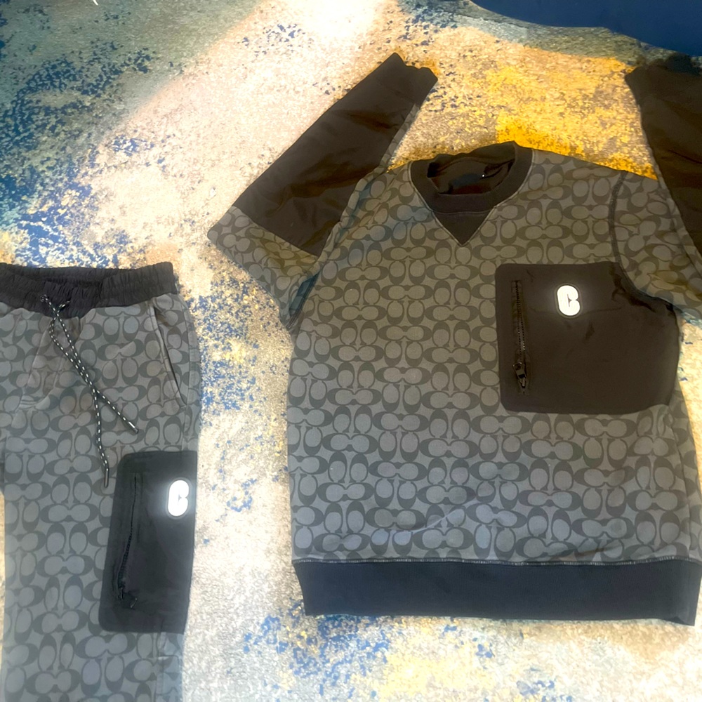 Medium coach size men jumpsuit